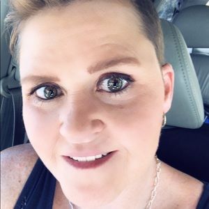 Meet your Posher, Cassie